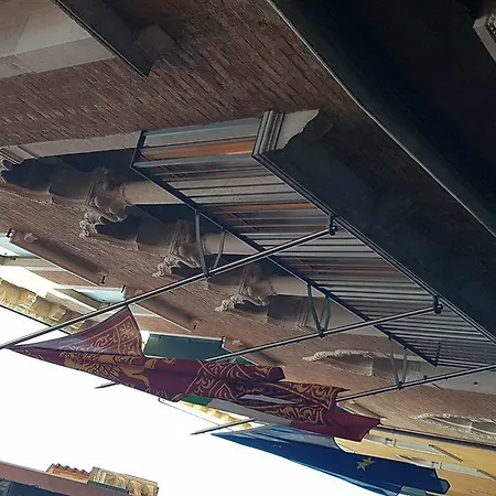 伯恩维奇亚提酒店 酒店